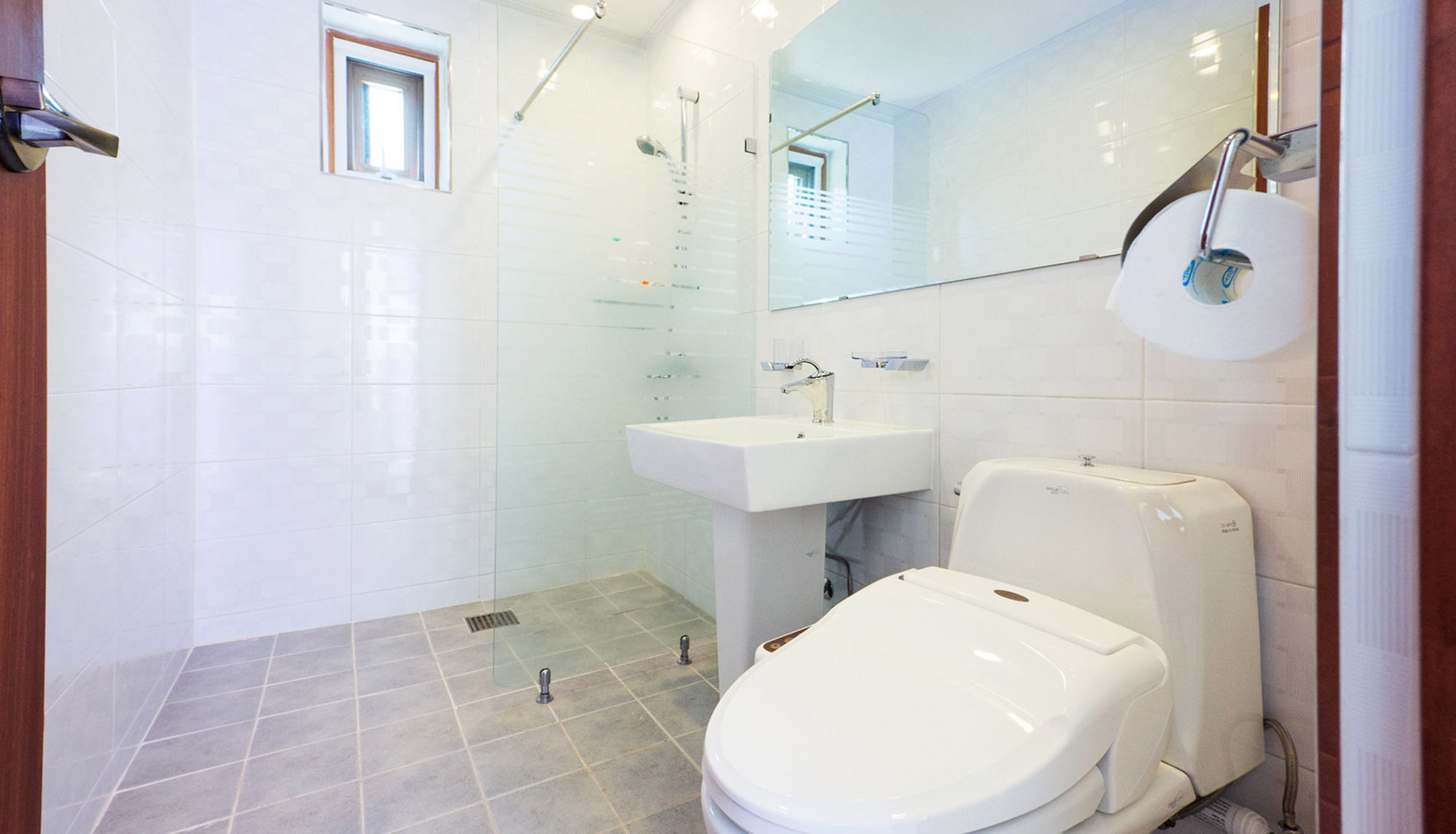 Sea & Pine Pension Namhae Exterior photo